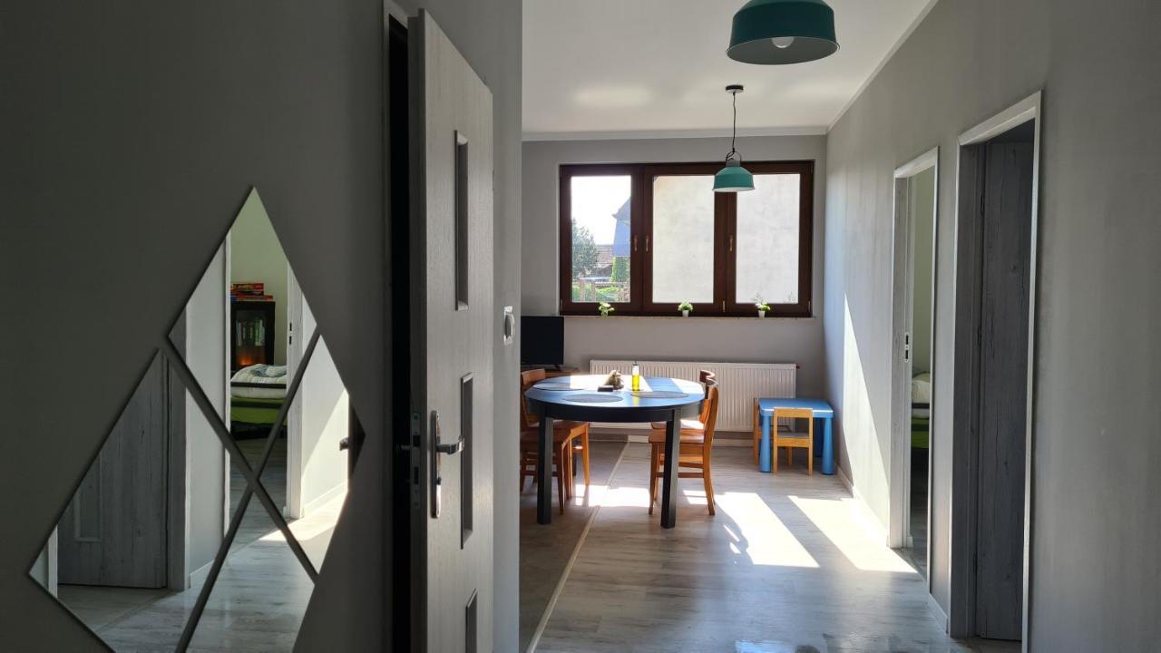 Urocze Apartamenty Na Wsi Goledzinow Exterior foto