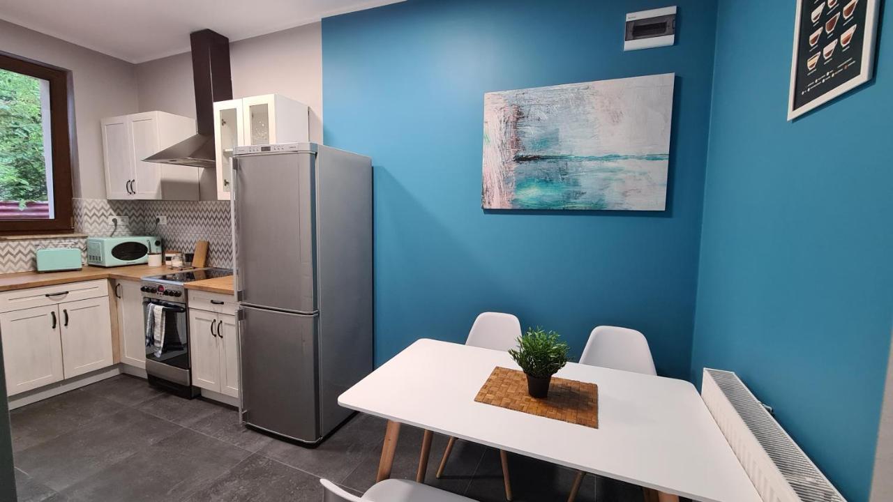 Urocze Apartamenty Na Wsi Goledzinow Exterior foto